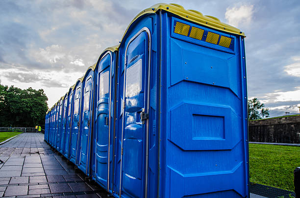Portable Toilet Options We Offer in Summitville, IN